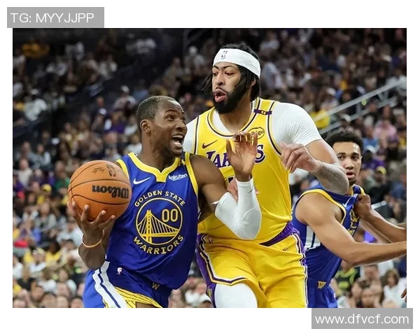 2011年湖人对阵勇士的经典对决回顾与精彩瞬间分析 2011年湖人对阵勇士的经典对决回顾与精彩瞬间分析