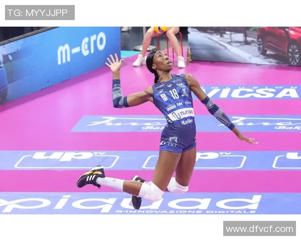 世界女排巅峰对决意大利与美国的精彩较量引发全球关注 世界女排巅峰对决意大利与美国的精彩较量引发全球关注