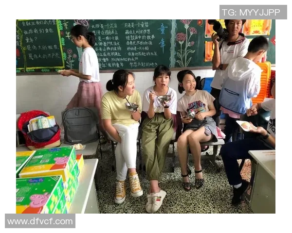 祝铭震的音乐旅程与创作灵感探索:从初心到梦想的蜕变与成长 祝铭震的音乐旅程与创作灵感探索:从初心到梦想的蜕变与成长